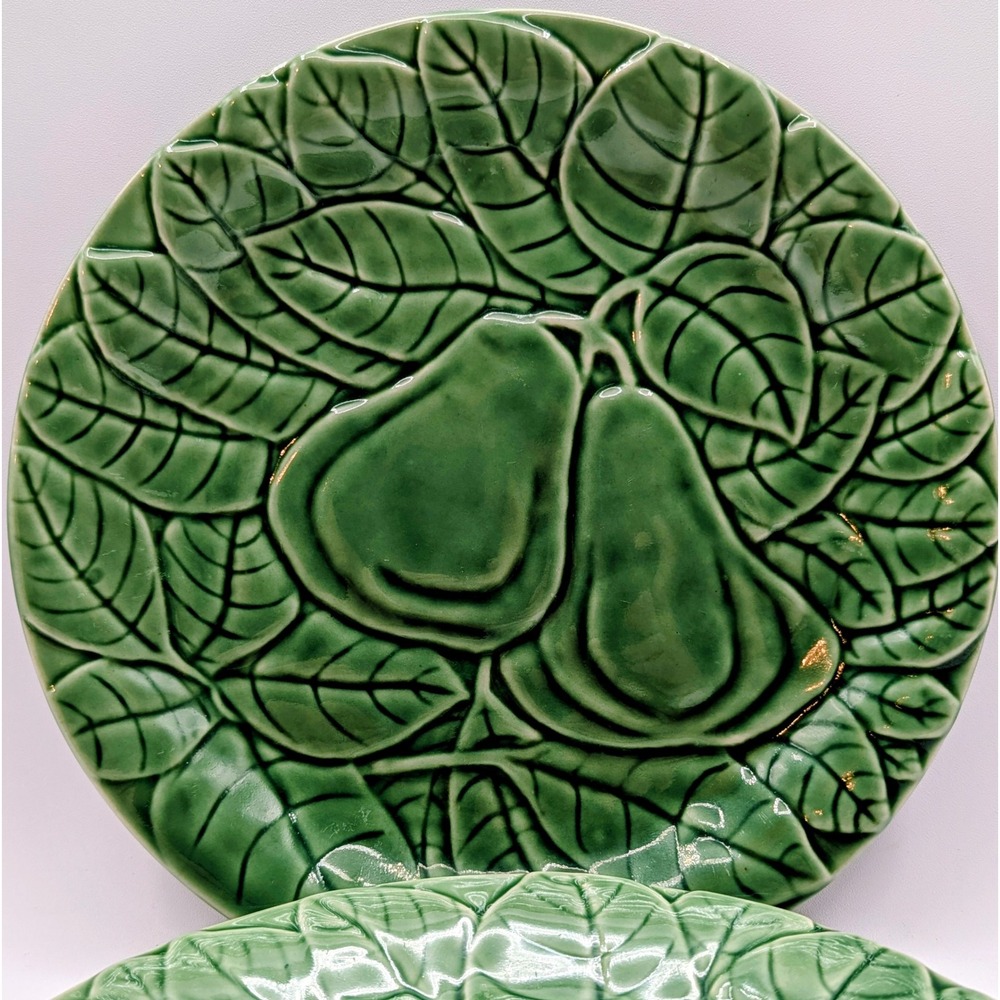 Over and Back Inc Green Majolica Pear Leaf Embossed Ceramic Plates Set of 2
